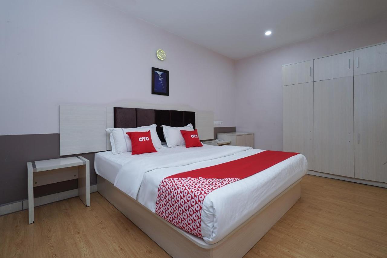 Capital O 89919 Hotel Hari Hari Куала-Лумпур Экстерьер фото