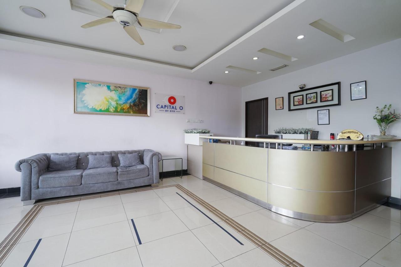 Capital O 89919 Hotel Hari Hari Куала-Лумпур Экстерьер фото