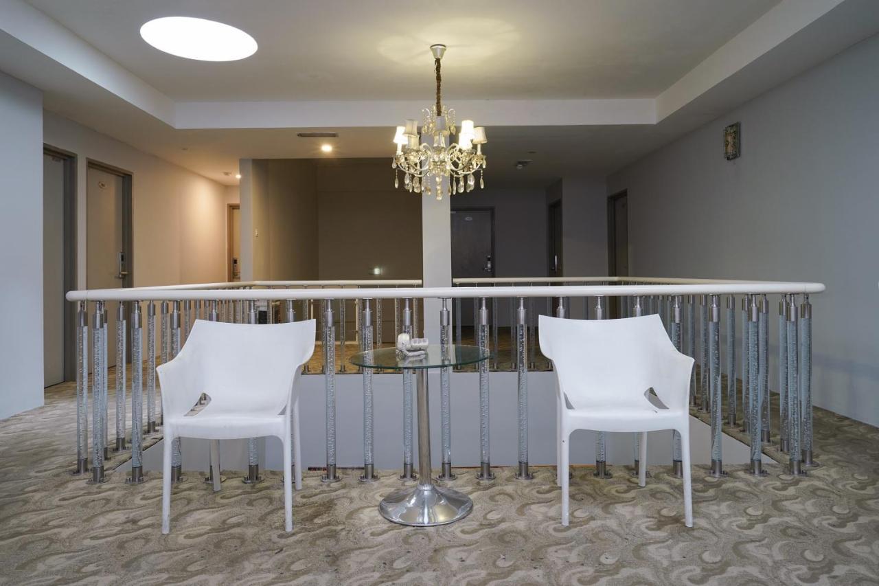 Capital O 89919 Hotel Hari Hari Куала-Лумпур Экстерьер фото